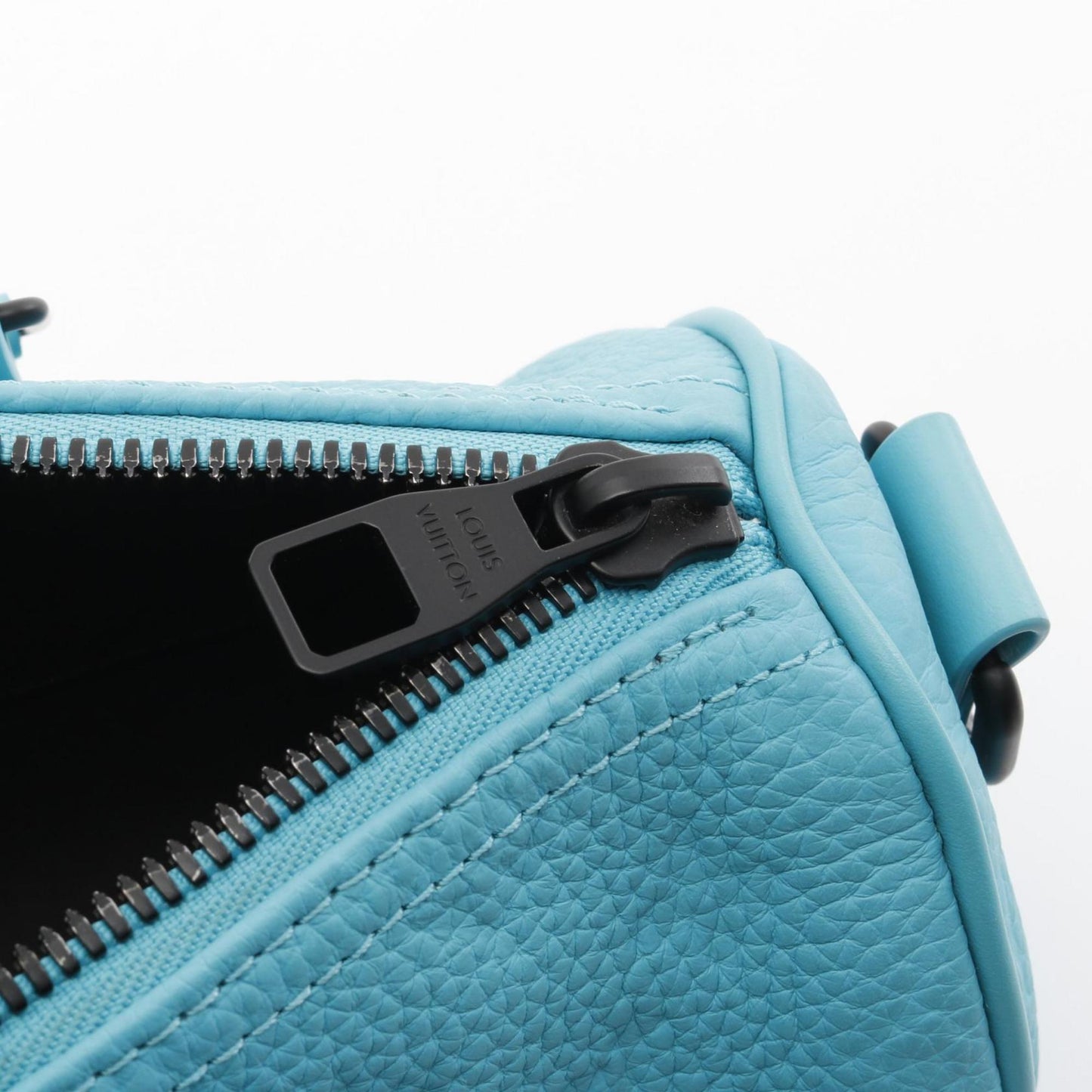 Louis Vuitton Keepall bandoulière 25 Bag