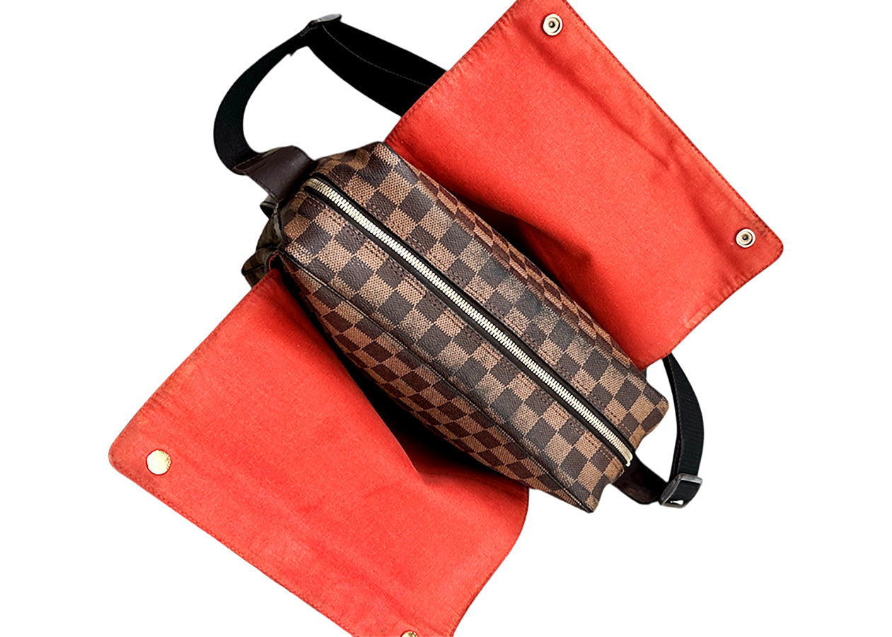 Louis Vuitton Shoulder bags Crossbody bag Brown