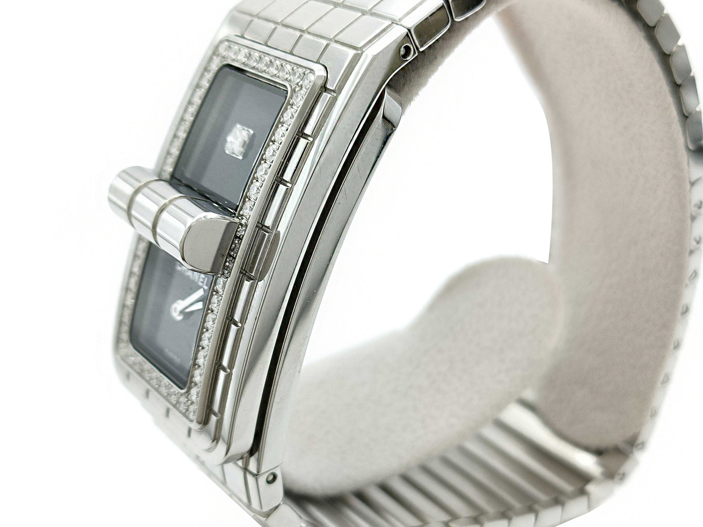 CHANEL Quartz Immovable Women's Watch