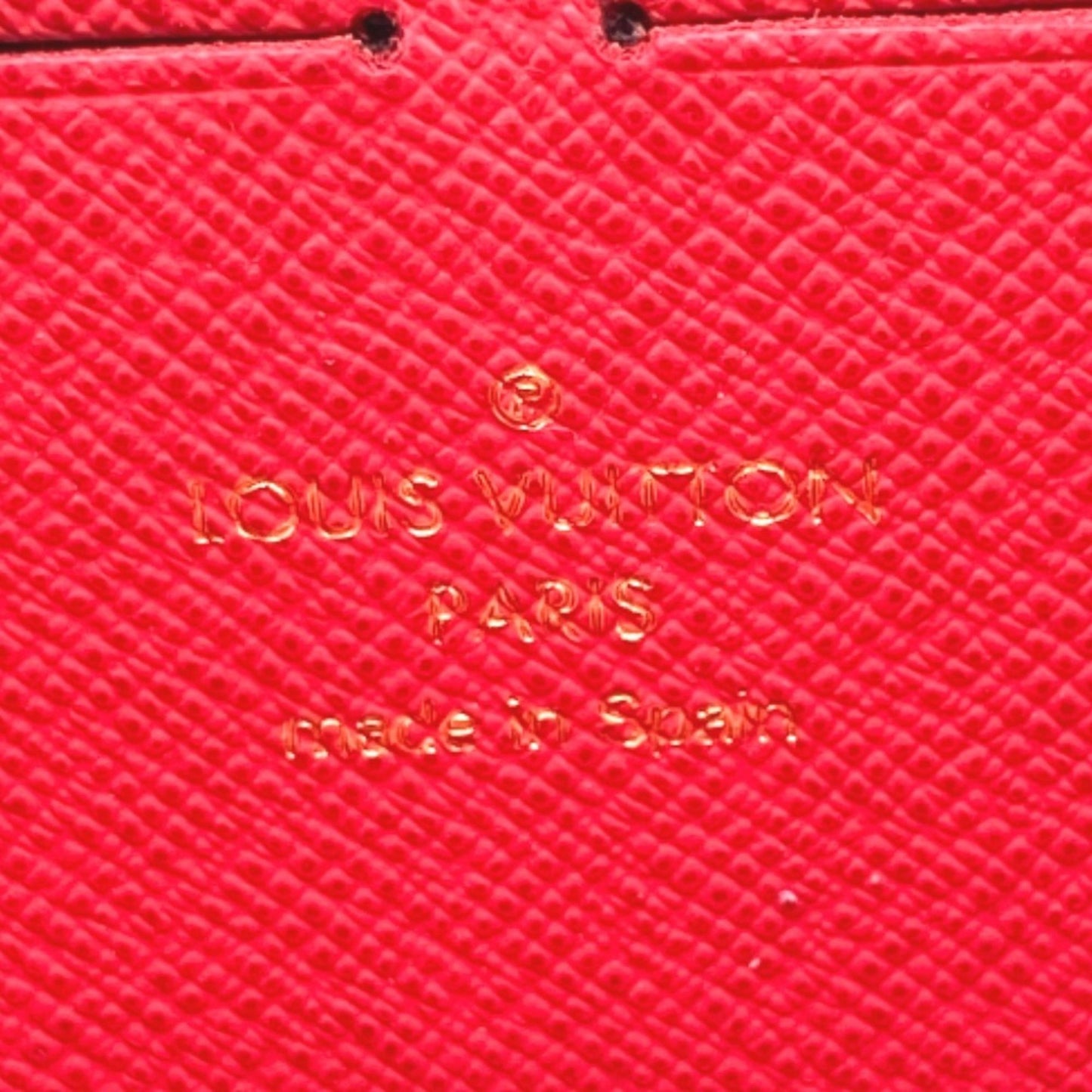 Louis Vuitton Zippy Wallet