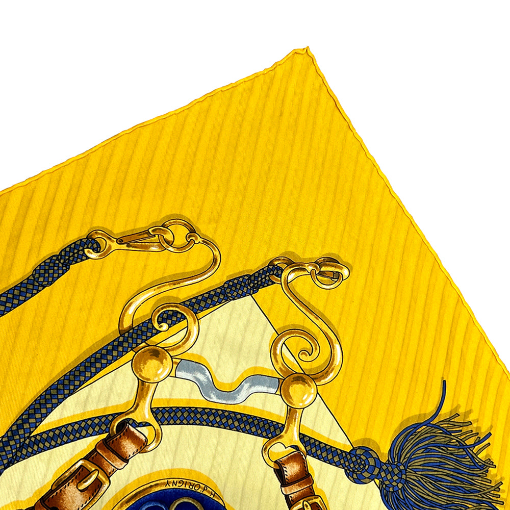 Hermès 100% Silk Pleated Scarf, ironed flat to highlight refined look in wear