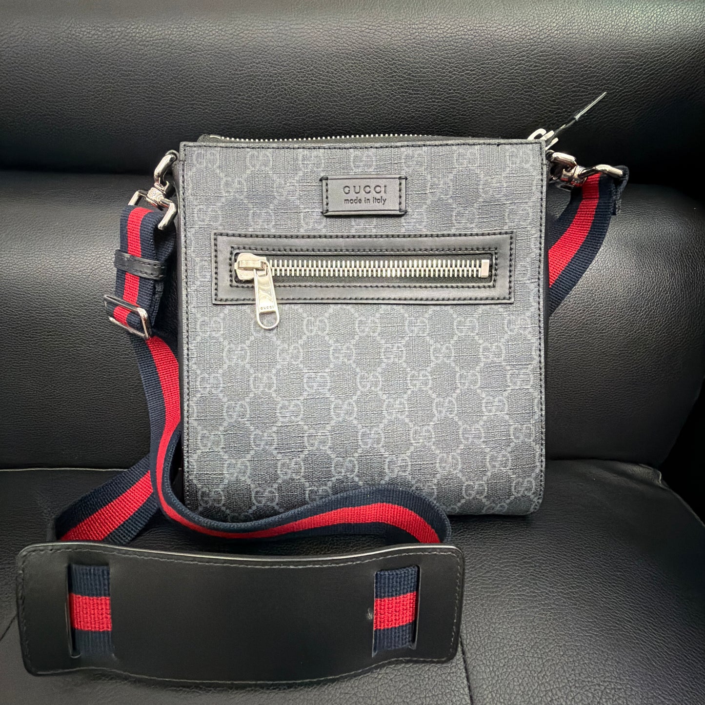 Gucci 66H325