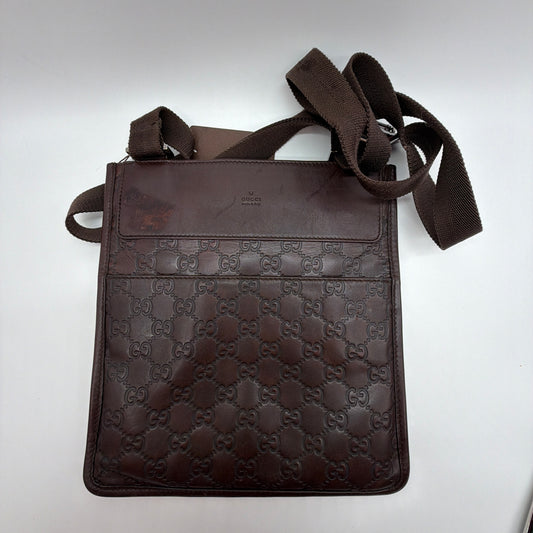 Gucci 55K200
