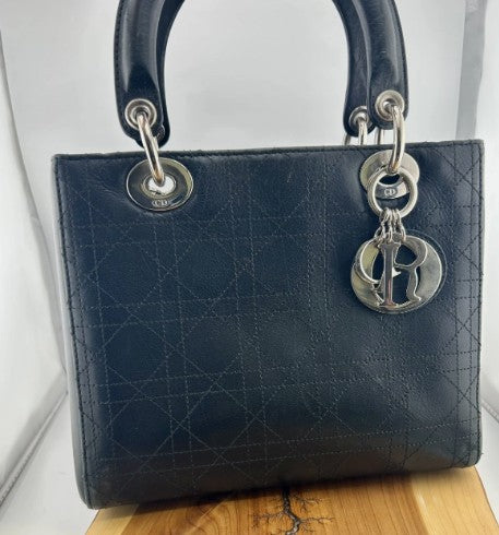 Christian Dior 69A610